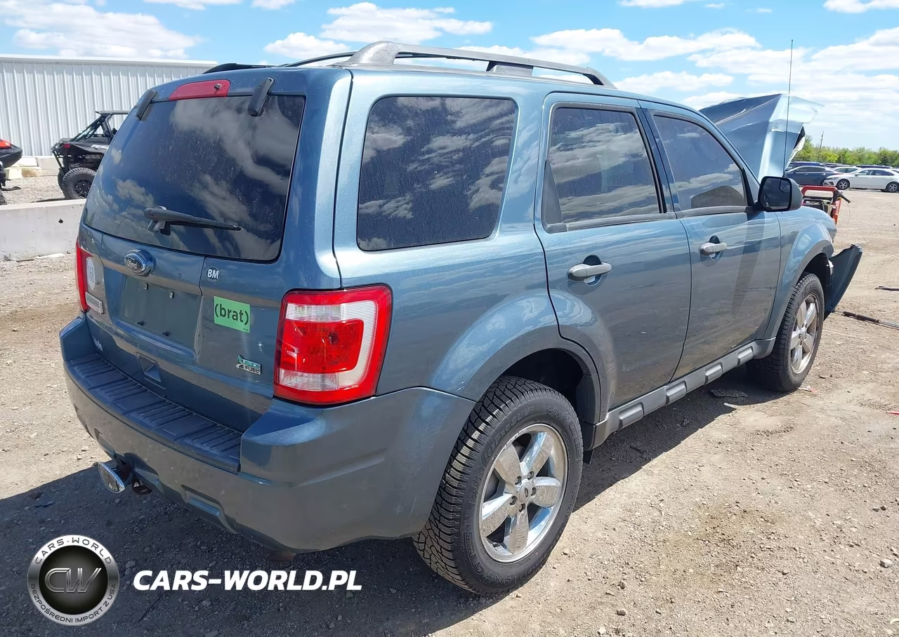 2010 Ford Escape Xlt VIN:1FMCU9DG3AKB64552 - 4