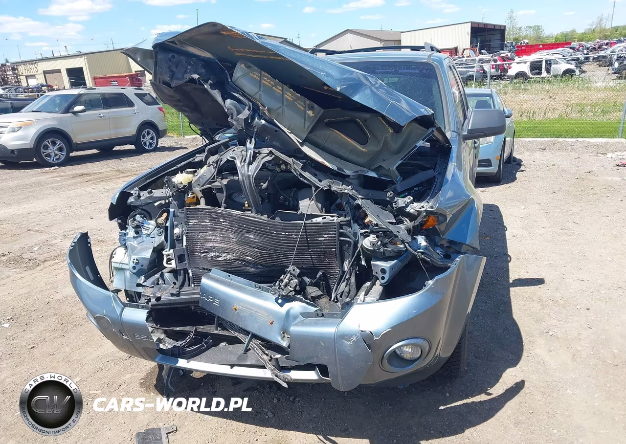2010 Ford Escape Xlt VIN:1FMCU9DG3AKB64552 - 6