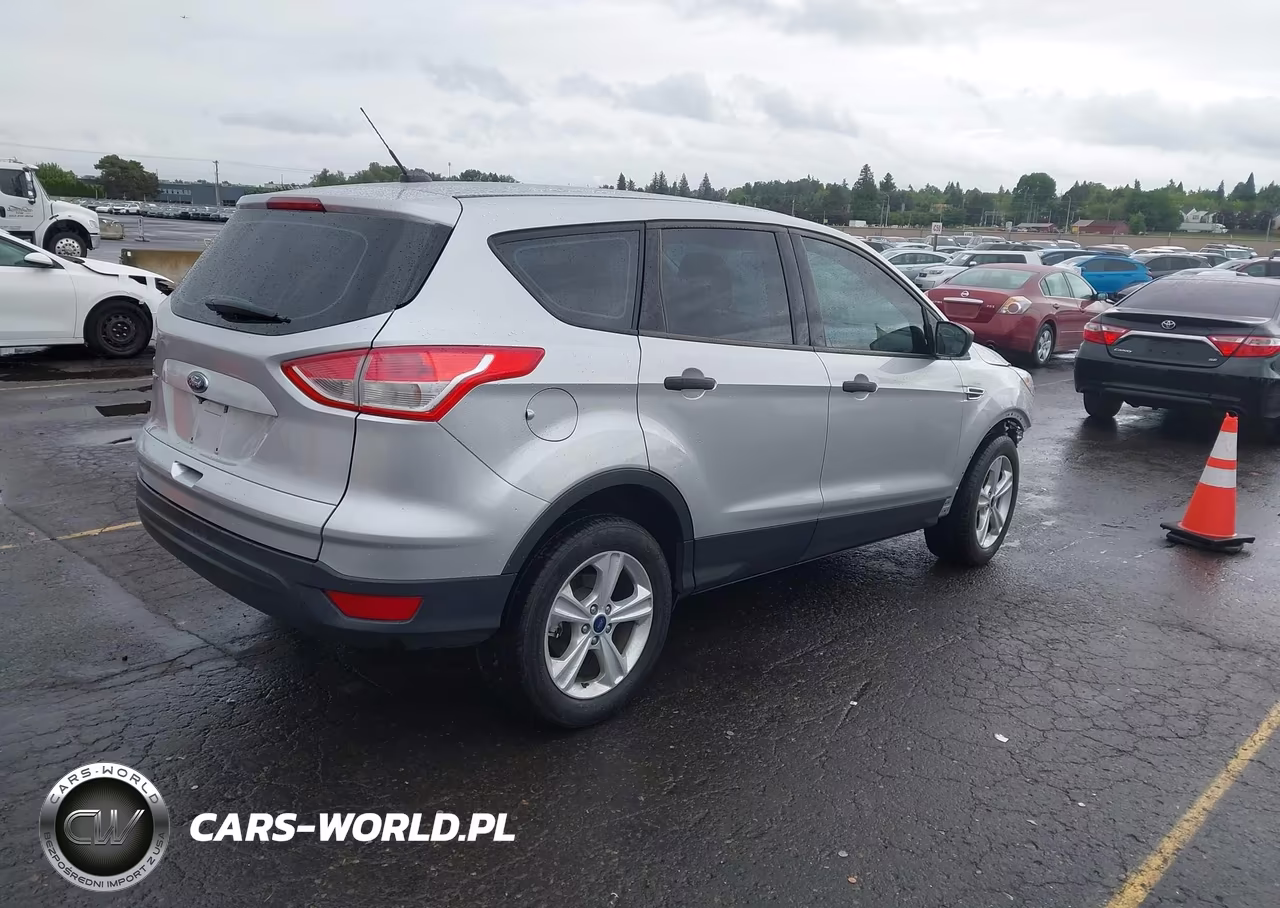 2016 Ford Escape S VIN:1FMCU0F72GUC28683 - 4