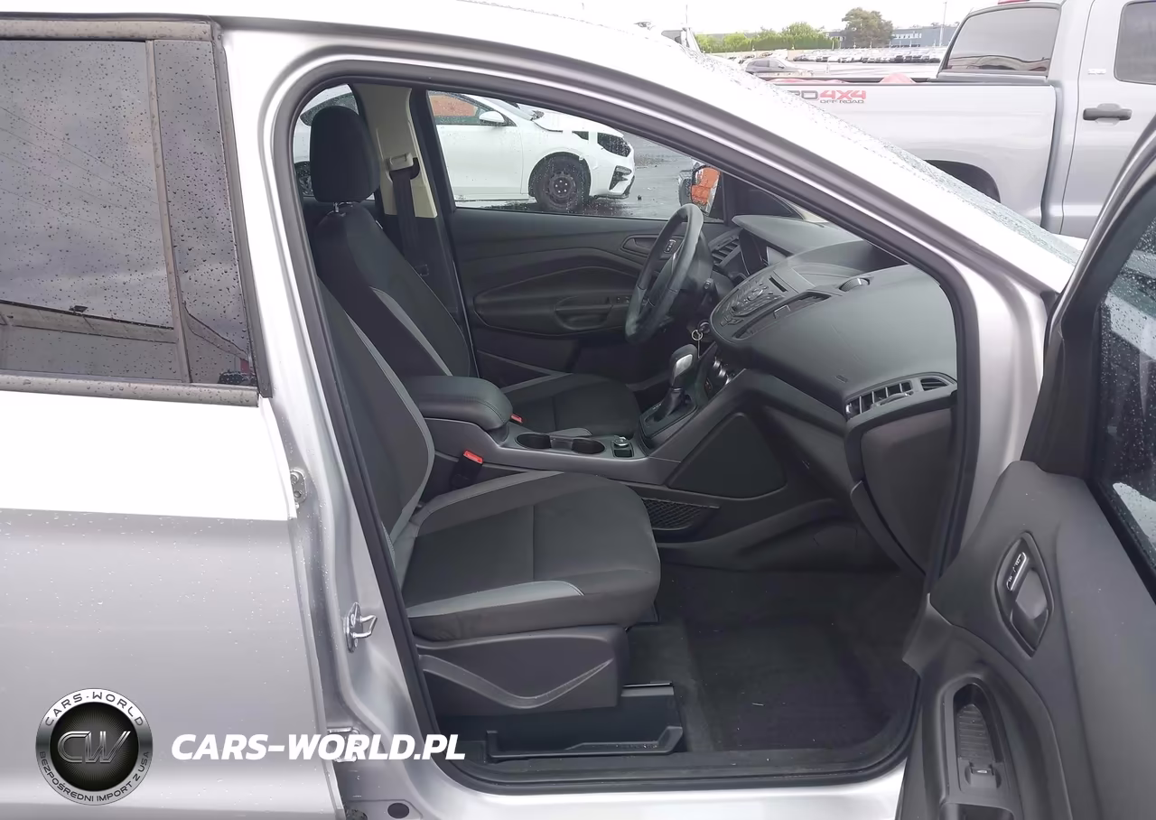 2016 Ford Escape S VIN:1FMCU0F72GUC28683 - 5