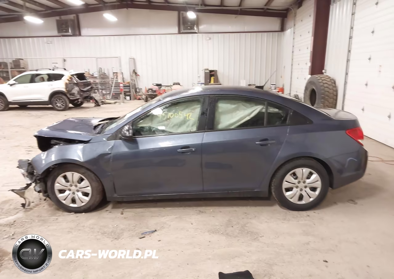 2013 Chevrolet Cruze Ls Auto VIN:1G1PA5SG3D7270896 - 14