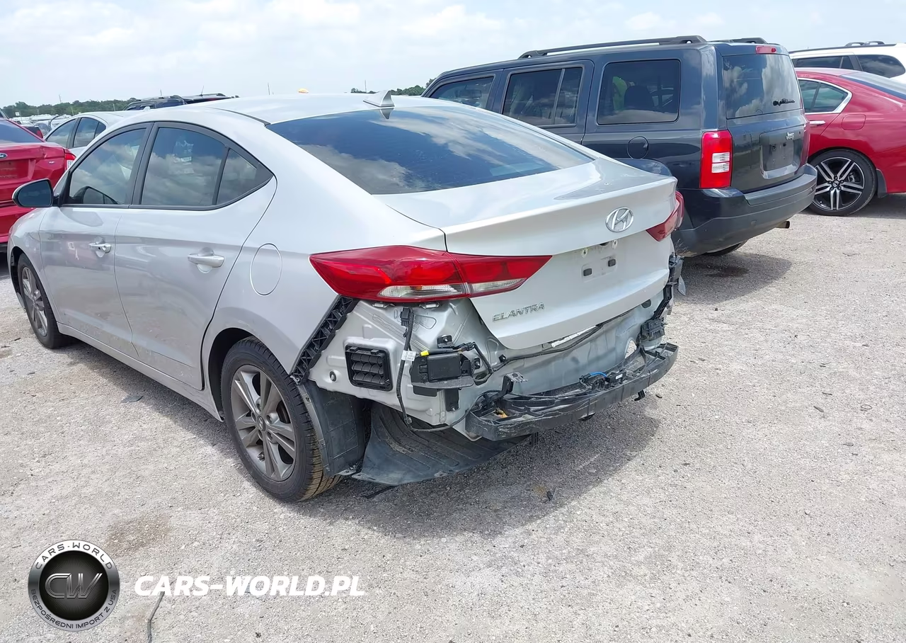 2018 Hyundai Elantra Value Edition VIN:5NPD84LF6JH313365 - 6