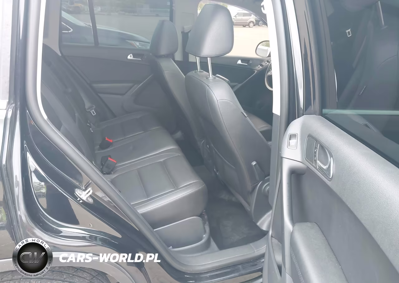 2012 Volkswagen Tiguan Se VIN:WVGBV7AX3CW608042 - 8