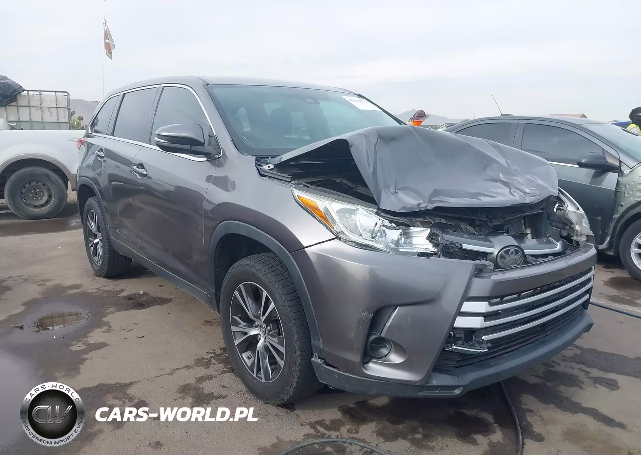 2019 Toyota Highlander Le