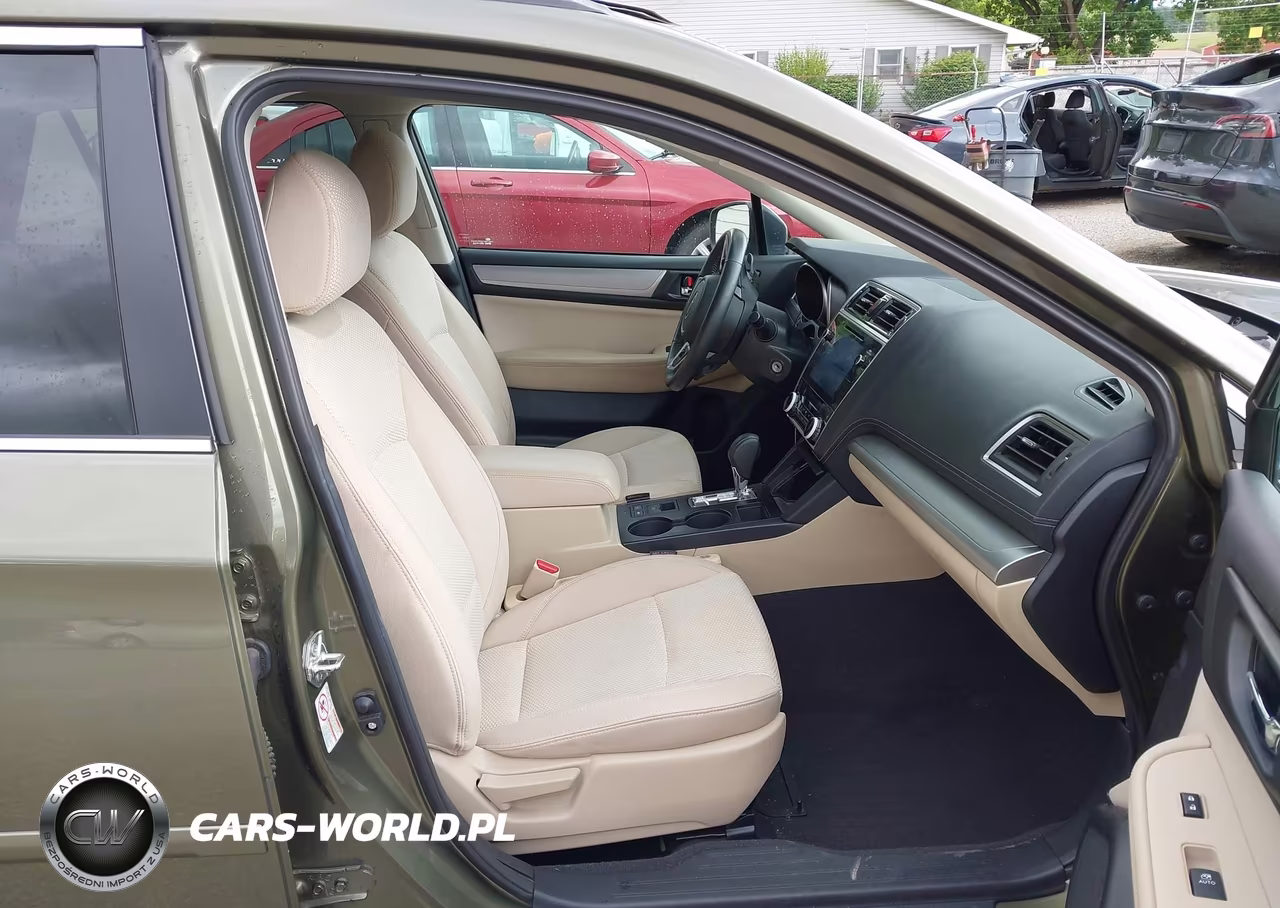 2018 Subaru Outback 2.5I Premium VIN:4S4BSAFC7J3341627 - 5
