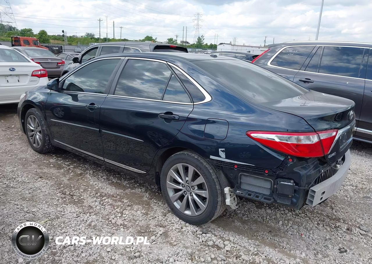 2017 Toyota Camry Xle VIN:4T1BF1FK0HU654888 - 3