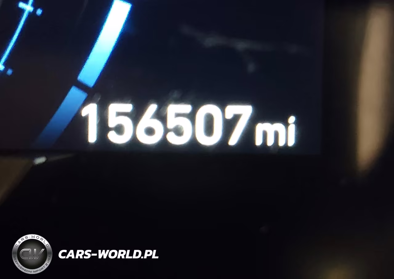 2019 Hyundai Santa Fe Ultimate VIN:5NMS53ADXKH132246 - 15
