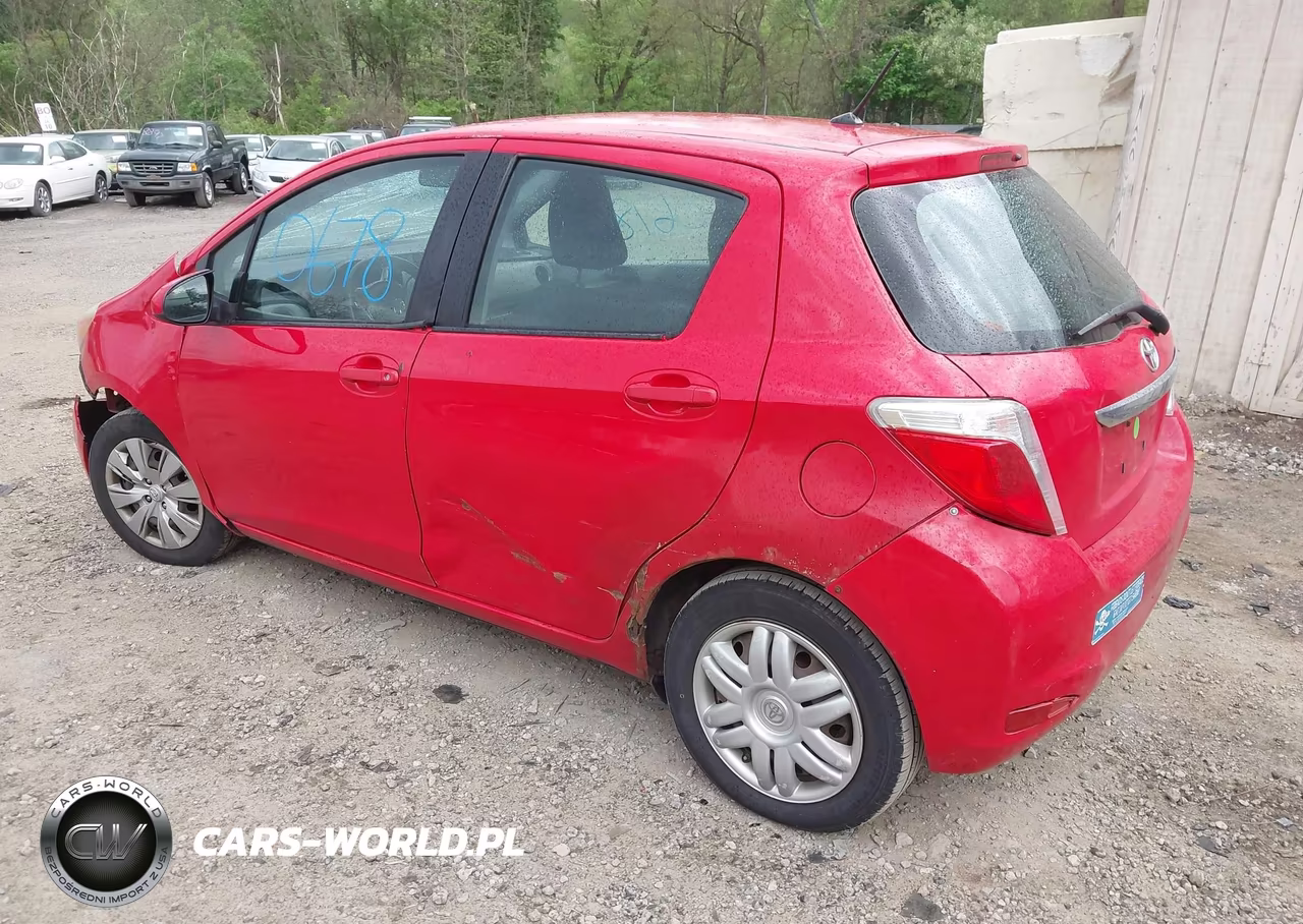 2012 Toyota Yaris Le VIN:JTDKTUD3XCD506167 - 3