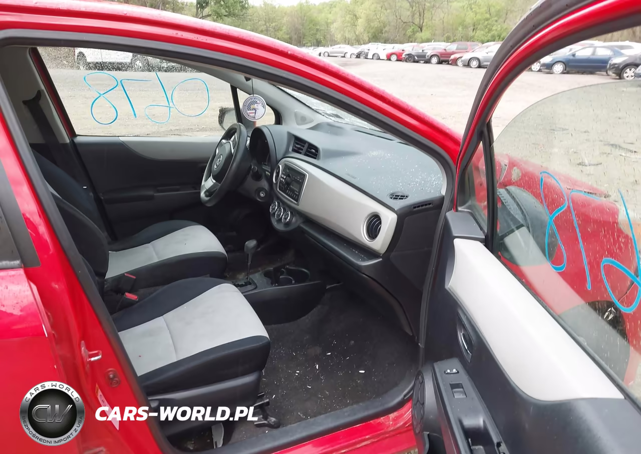 2012 Toyota Yaris Le VIN:JTDKTUD3XCD506167 - 5