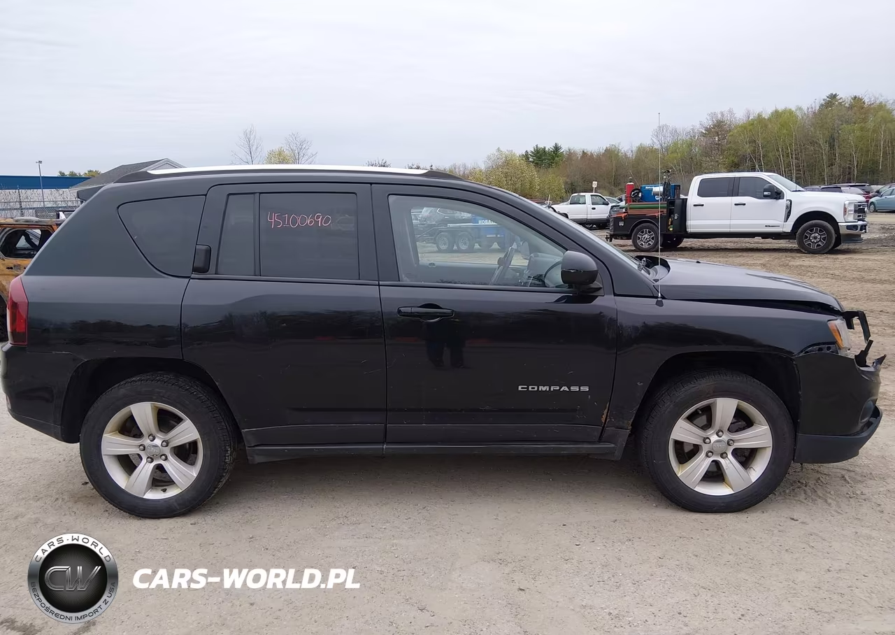 2014 Jeep Compass Latitude VIN:1C4NJDEB5ED659678 - 12