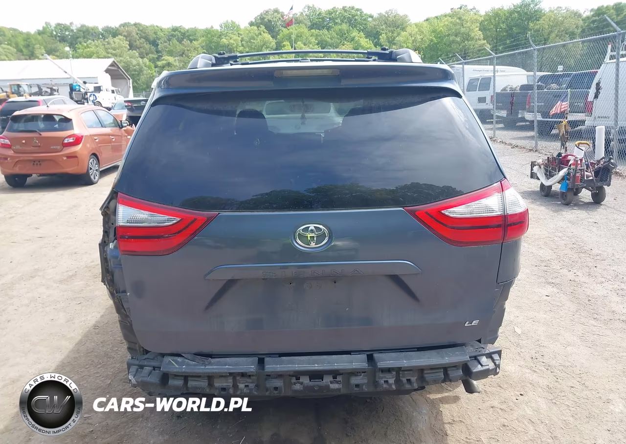 2017 Toyota Sienna Le 8 Passenger VIN:5TDKZ3DC8HS829833 - 16