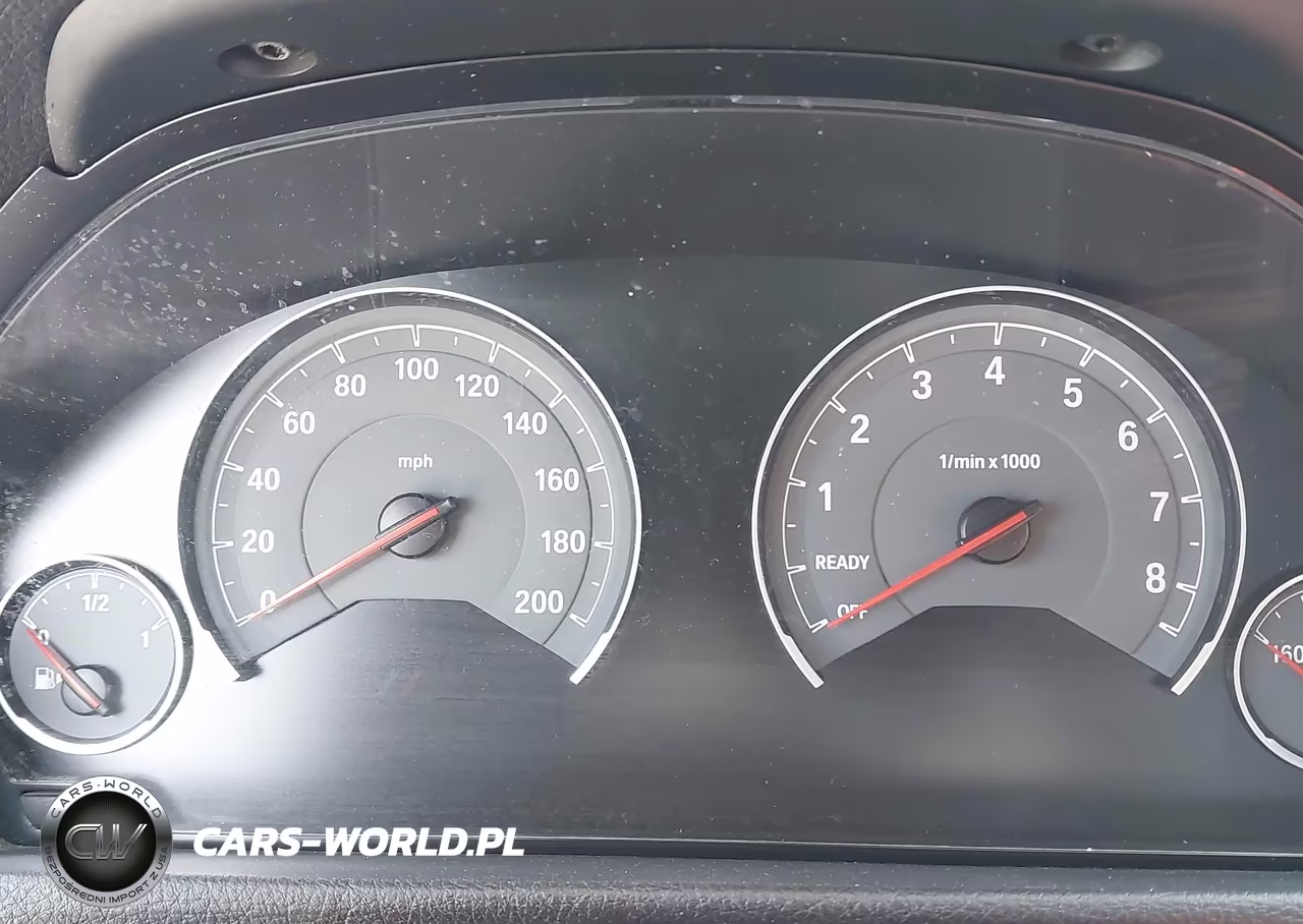2016 BMW M3 VIN:WBS8M9C53G5D31618 - 16