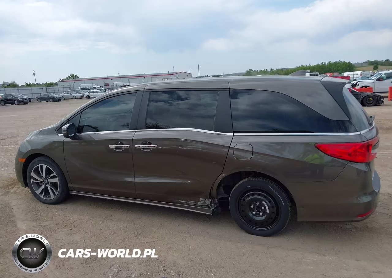 2023 Honda Odyssey Touring VIN:5FNRL6H88PB007981 - 14