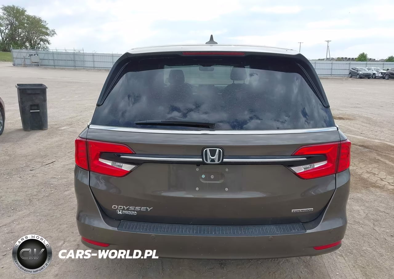 2023 Honda Odyssey Touring VIN:5FNRL6H88PB007981 - 16