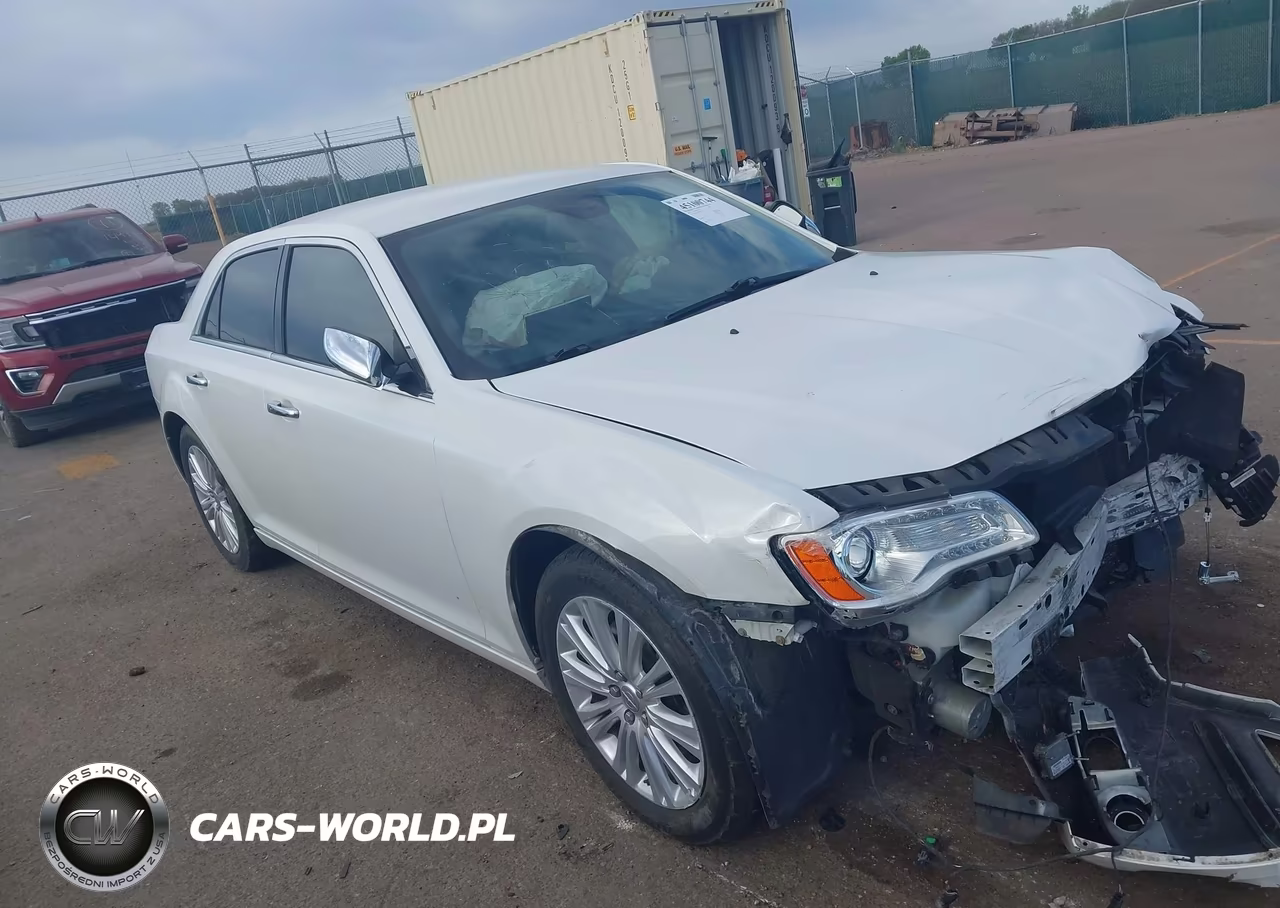 2014 Chrysler 300C Awd – zdjęcie 1 z 17