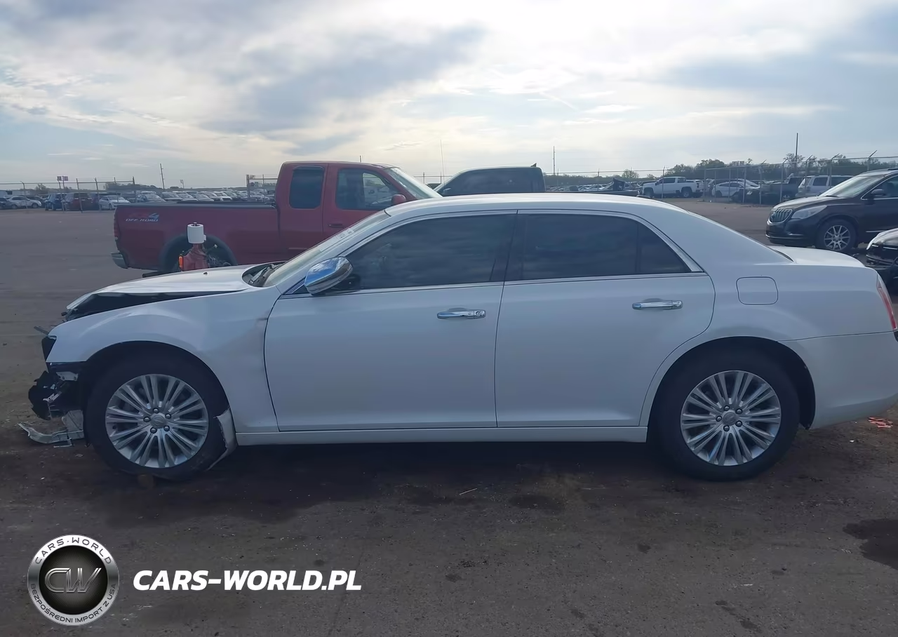 2014 Chrysler 300C Awd VIN:2C3CCAKG3EH285319 - 15