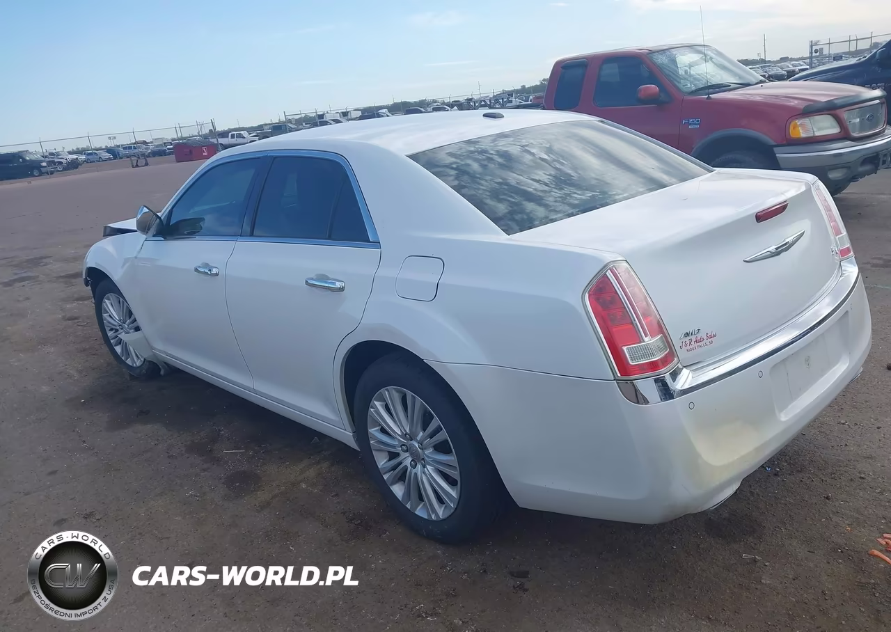 2014 Chrysler 300C Awd VIN:2C3CCAKG3EH285319 - 3