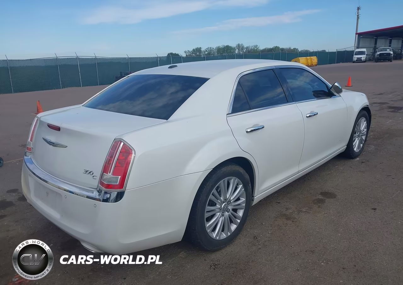 2014 Chrysler 300C Awd VIN:2C3CCAKG3EH285319 - 4