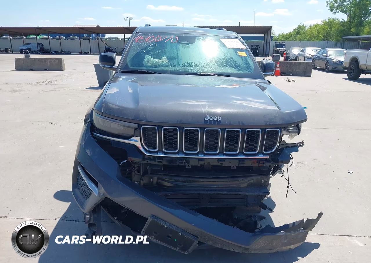2023 Jeep Grand Cherokee Limited 4X2 VIN:1C4RJGBG8PC544682 - 12