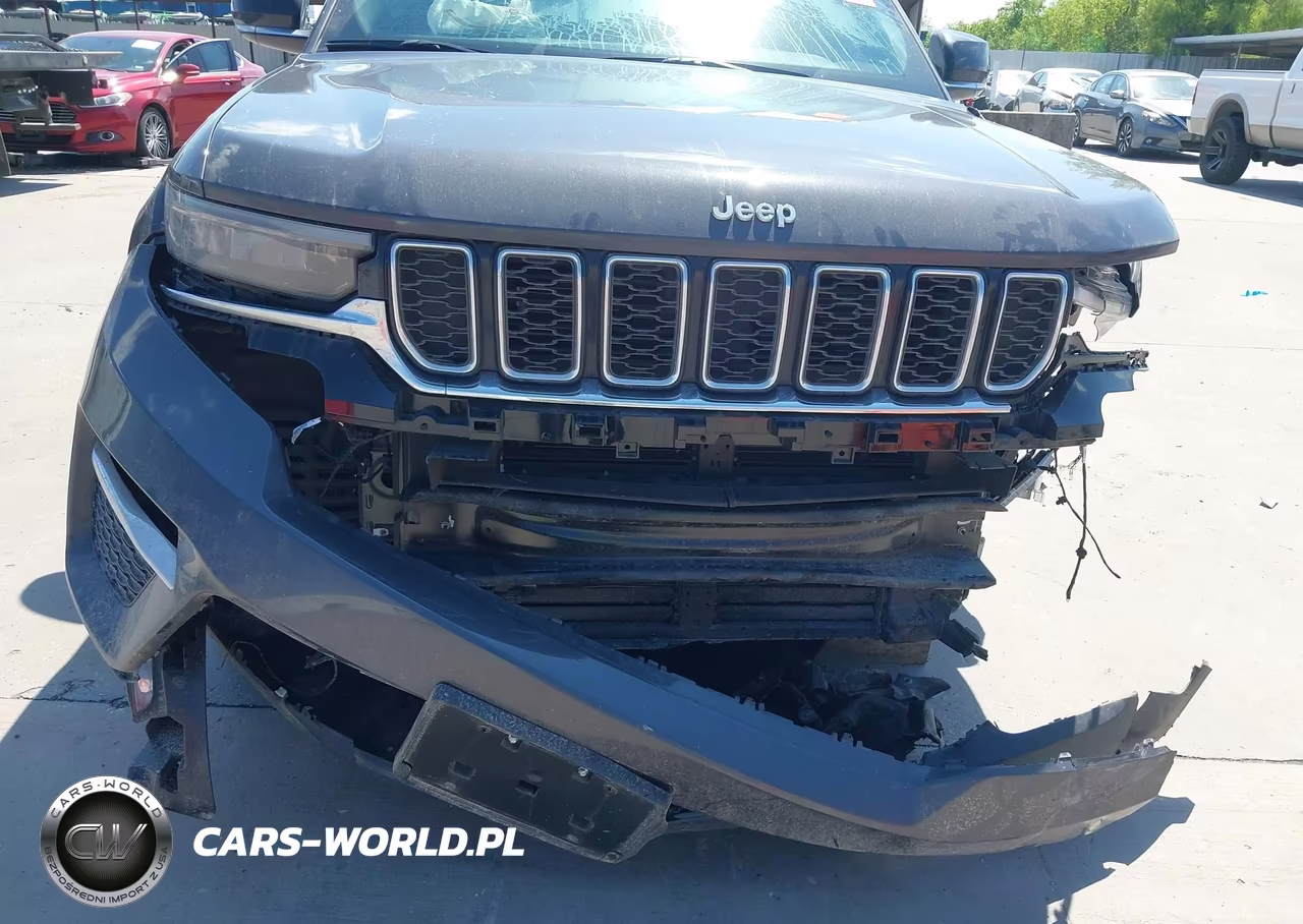 2023 Jeep Grand Cherokee Limited 4X2 VIN:1C4RJGBG8PC544682 - 18