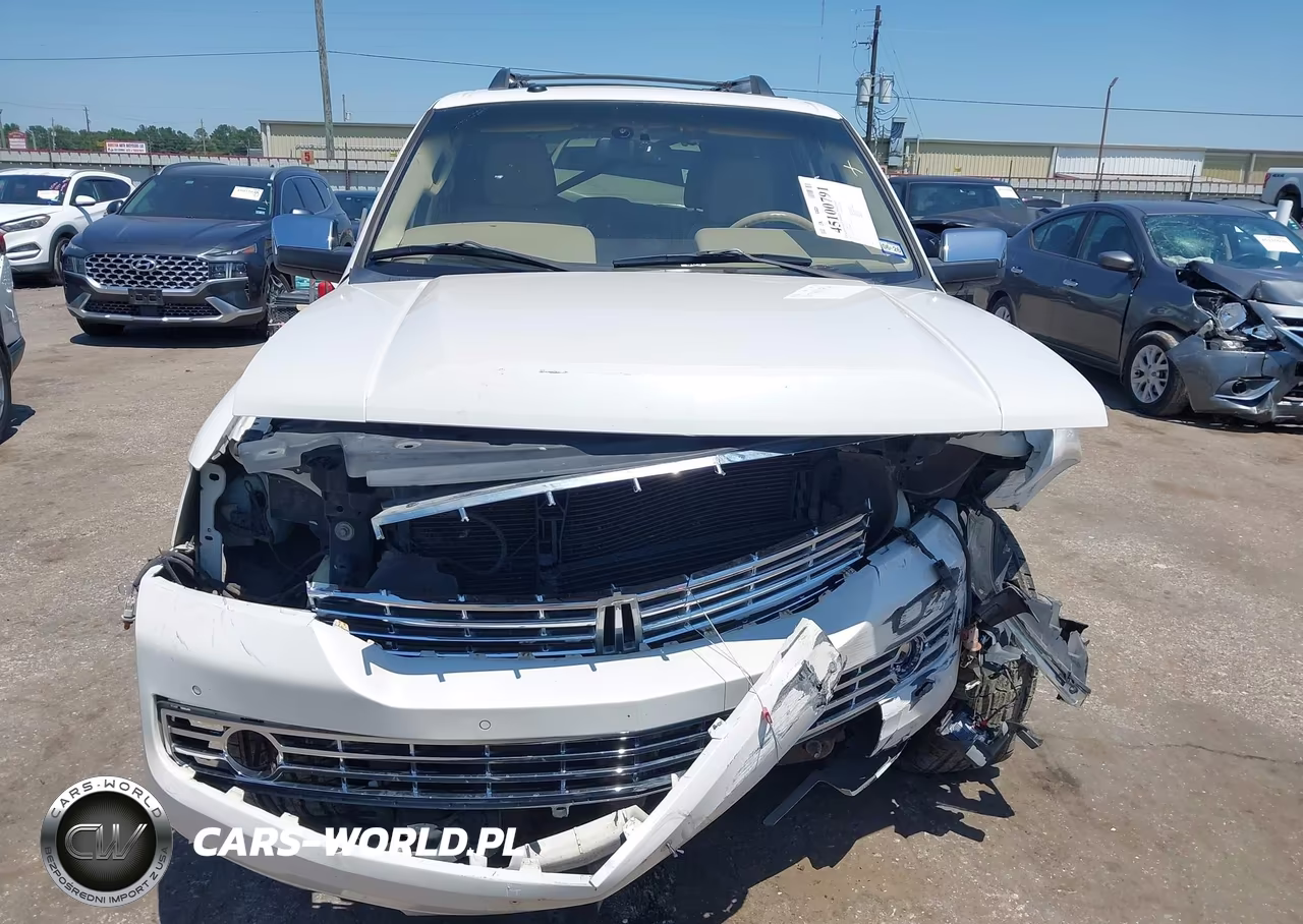 2011 Lincoln Navigator VIN:5LMJJ2H56BEJ06187 - 12