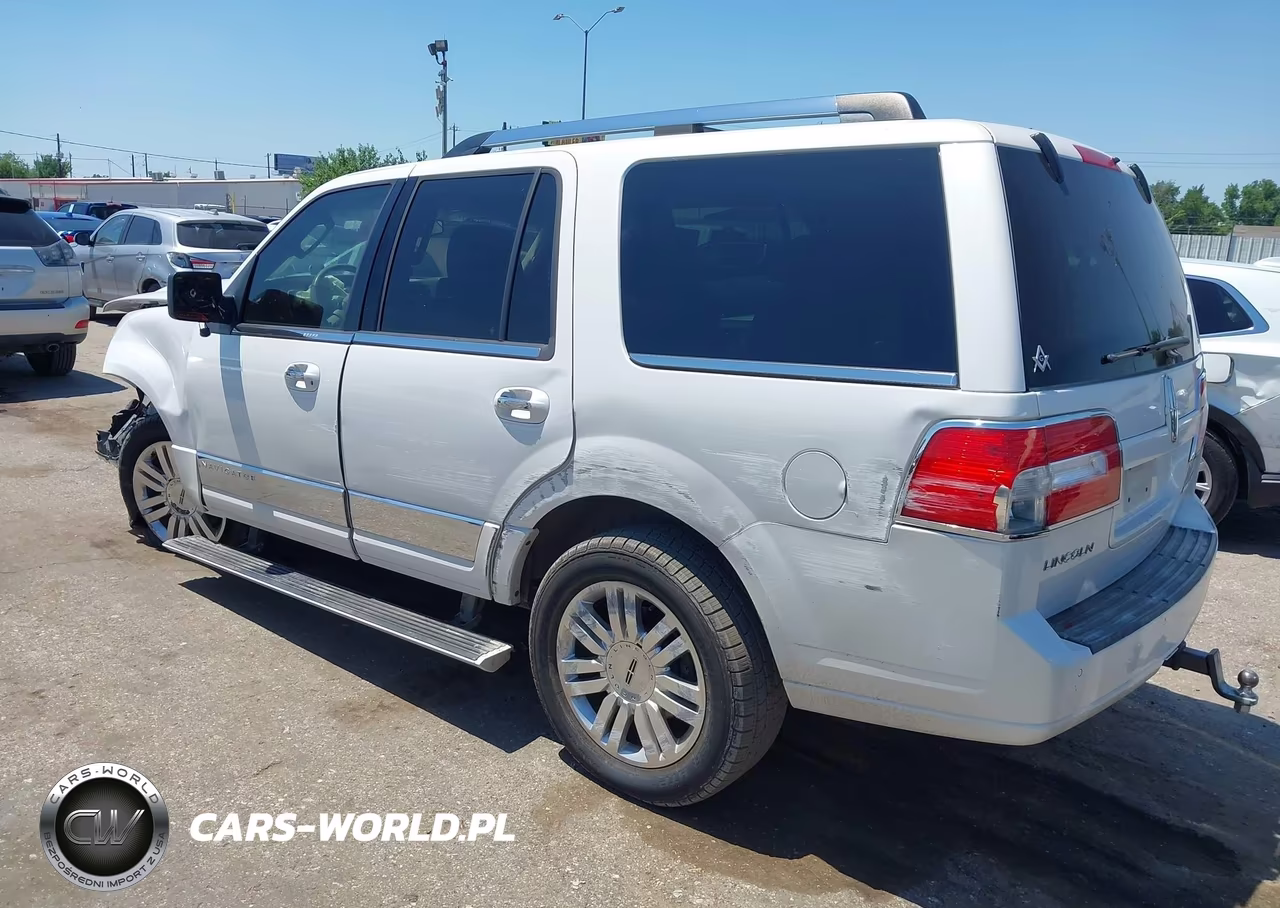 2011 Lincoln Navigator VIN:5LMJJ2H56BEJ06187 - 3
