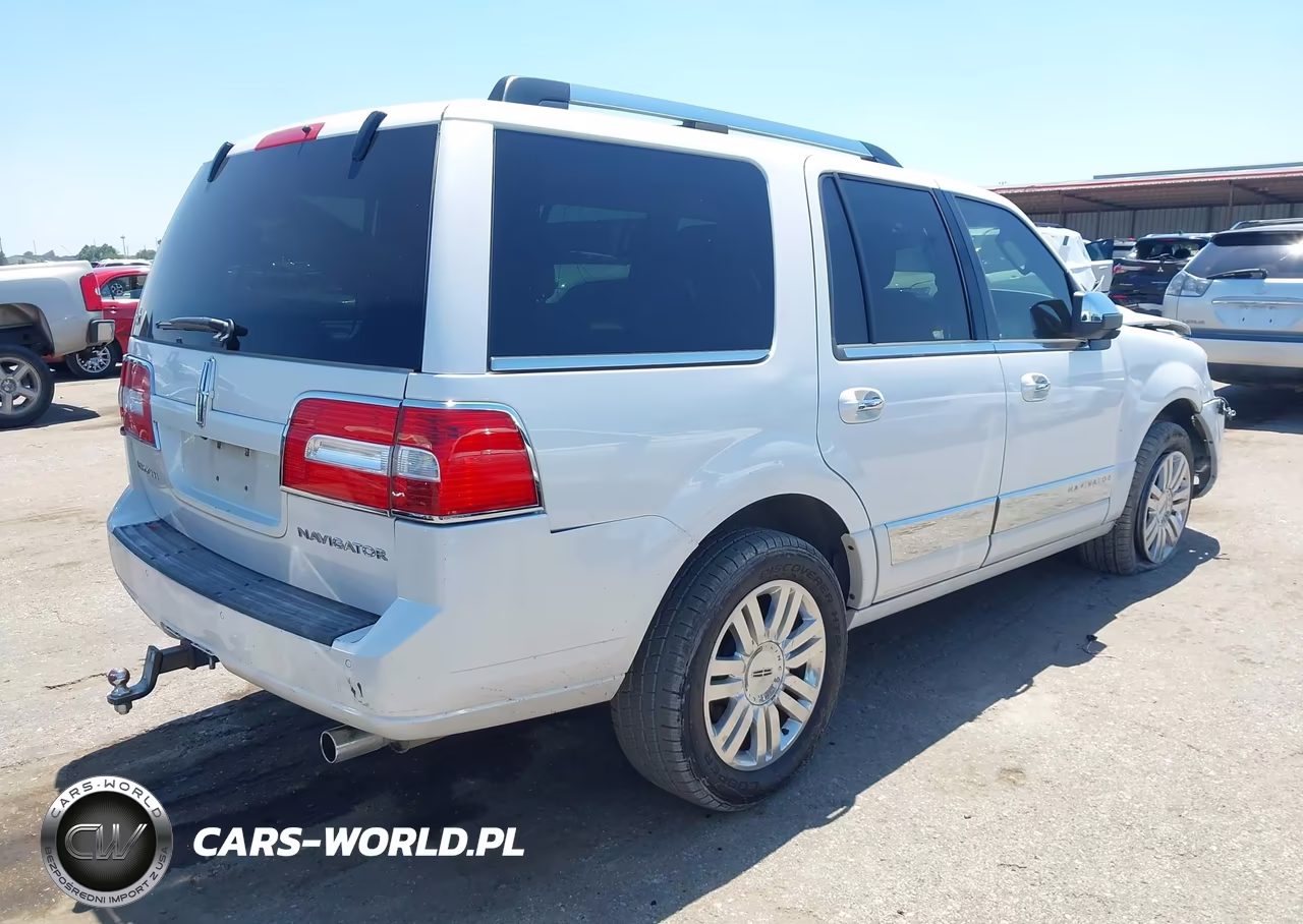 2011 Lincoln Navigator VIN:5LMJJ2H56BEJ06187 - 4