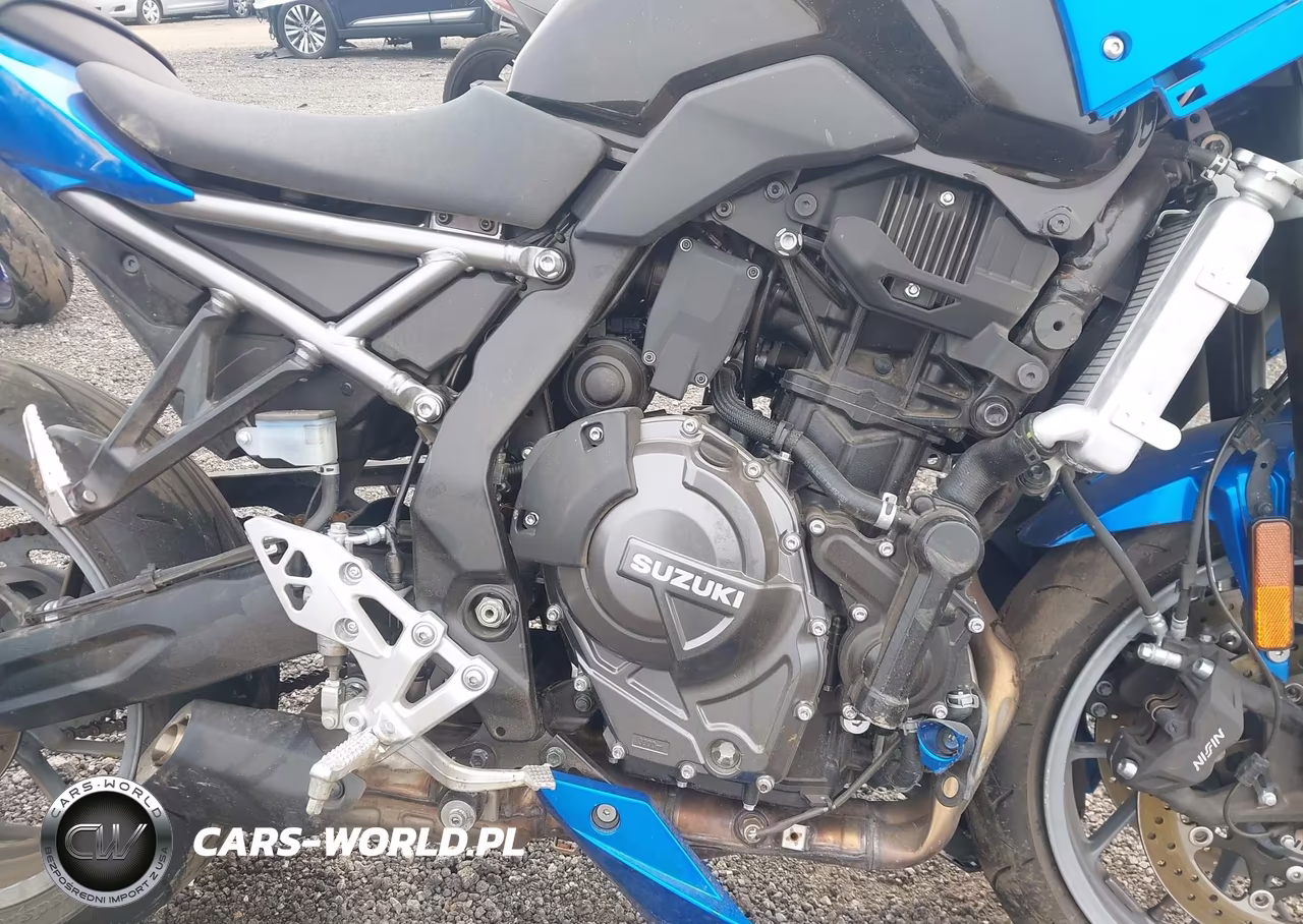 2025 Suzuki Gsx800 F VIN:JS1EM13BXS7102066 - 8