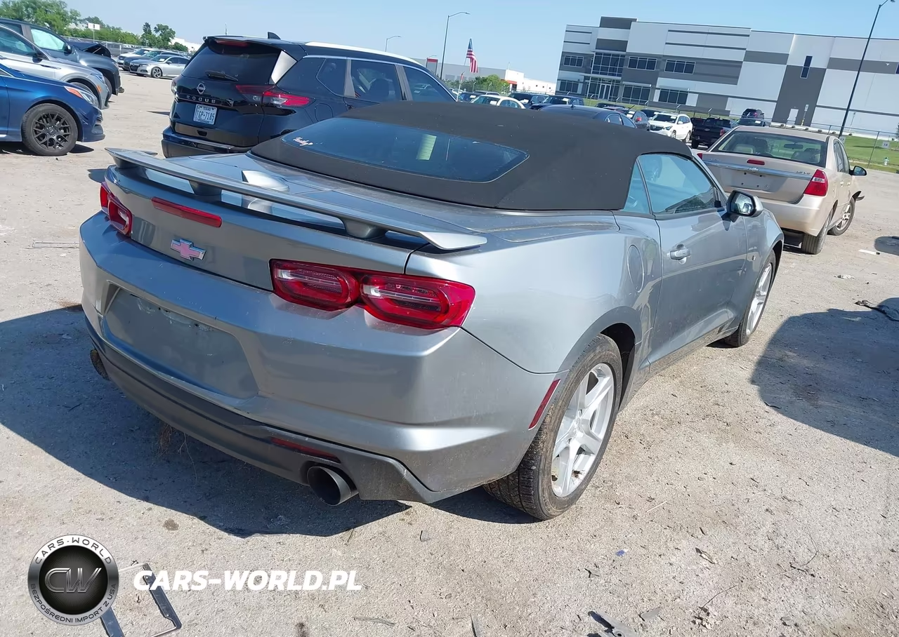 2023 Chevrolet Camaro Rwd 1Lt VIN:1G1FB3DX2P0139692 - 4