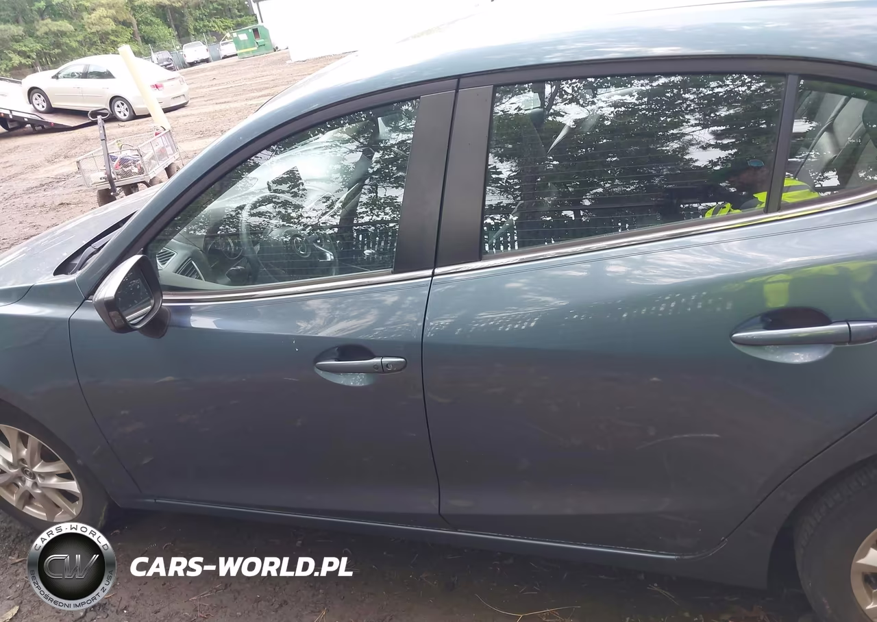 2015 Mazda Mazda3 I Grand Touring VIN:JM1BM1M74F1237233 - 14