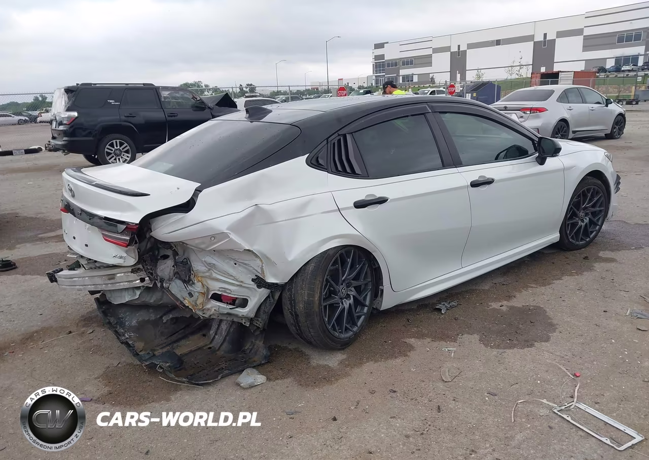 2025 Toyota Camry Xse VIN:4T1DAACK5SU096751 - 4