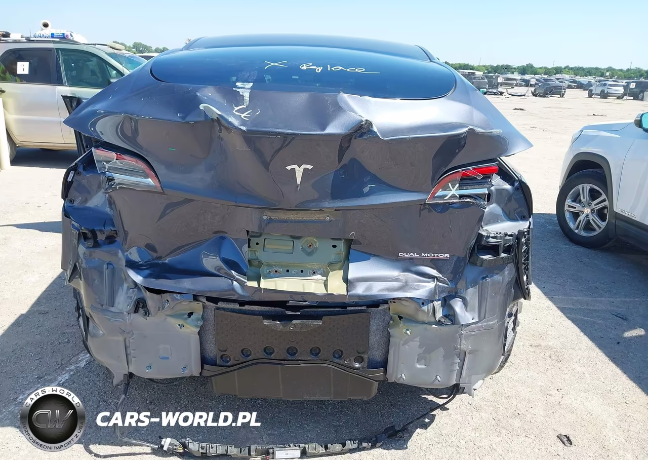 2023 Tesla Model Y Performance Dual Motor All-Wheel Drive VIN:7SAYGDEF5PF668944 - 6