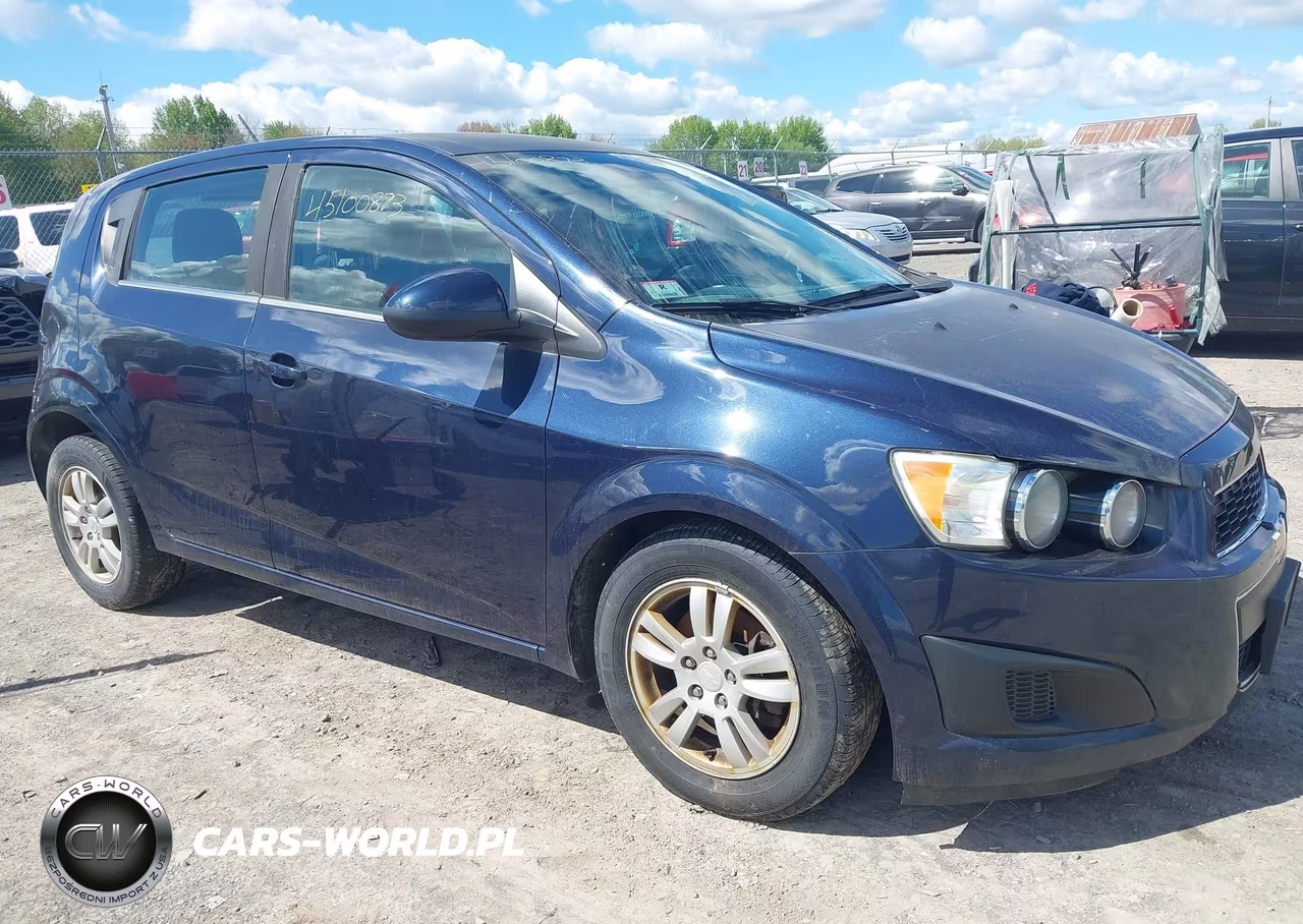 Główne zdjęcie 2015 Chevrolet Sonic Lt Auto