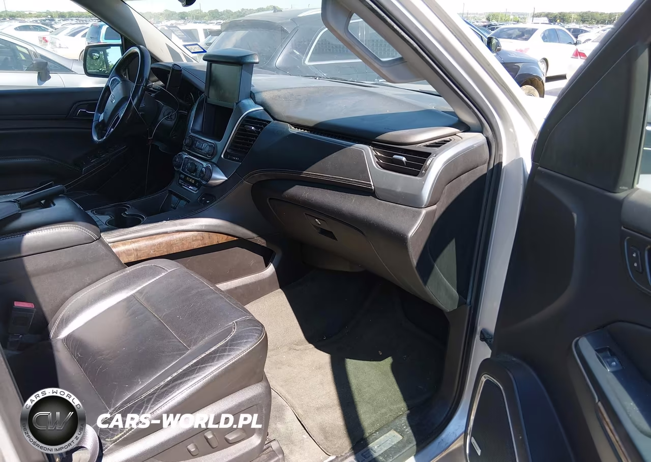 2015 Chevrolet Suburban 1500 Lt VIN:1GNSCJKC6FR523287 - 5