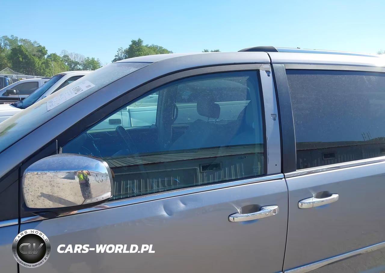 2013 Chrysler Town & Country Limited VIN:2C4RC1GG6DR819548 - 18