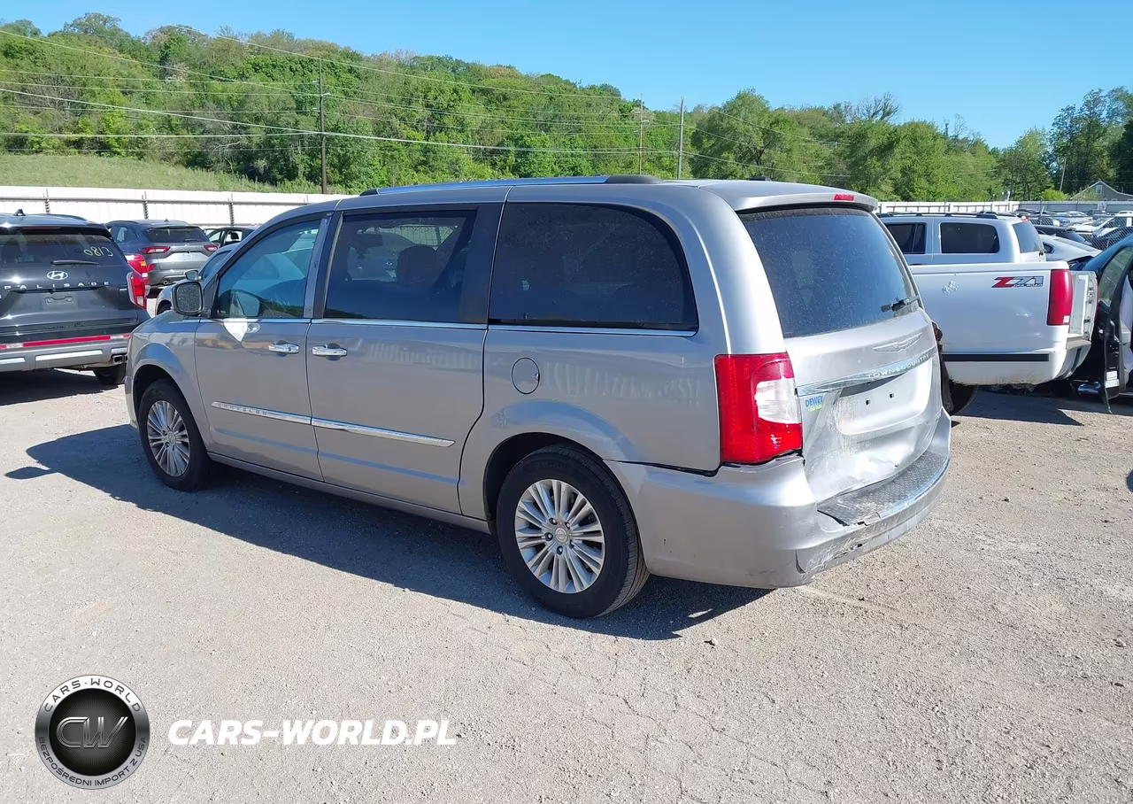 2013 Chrysler Town & Country Limited VIN:2C4RC1GG6DR819548 - 3