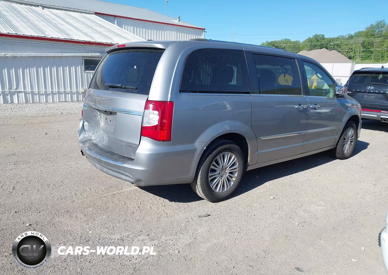 2013 Chrysler Town & Country Limited VIN:2C4RC1GG6DR819548 - 4