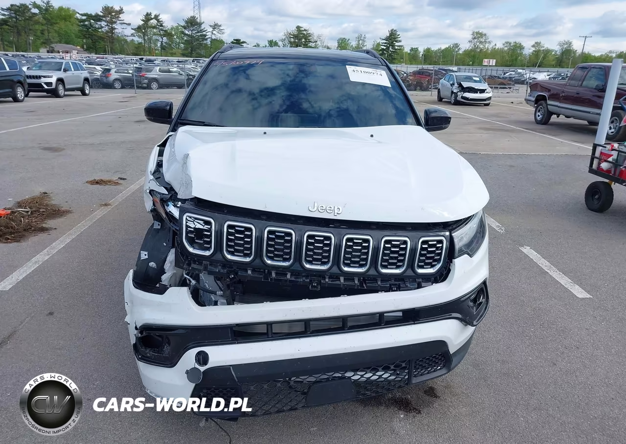 2025 Jeep Compass Limited 4X4 VIN:3C4NJDCNXST556257 - 12