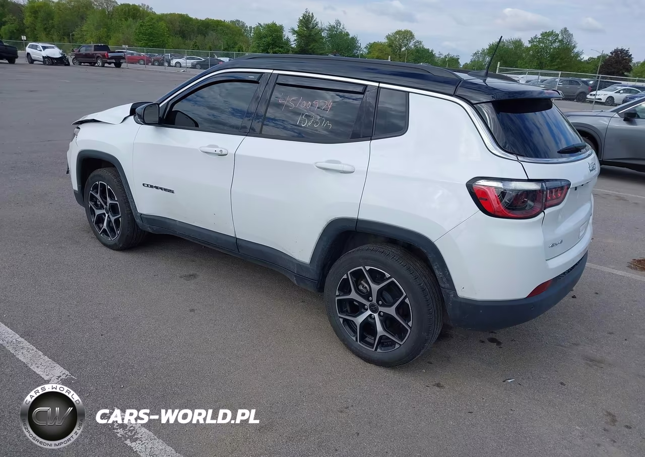 2025 Jeep Compass Limited 4X4 VIN:3C4NJDCNXST556257 - 3