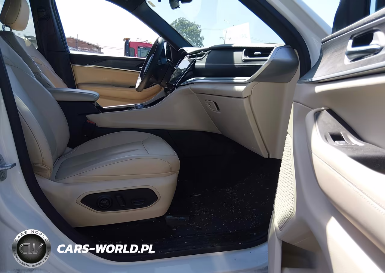 2023 Jeep Grand Cherokee Limited 4X2 VIN:1C4RJGBG5PC511820 - 5