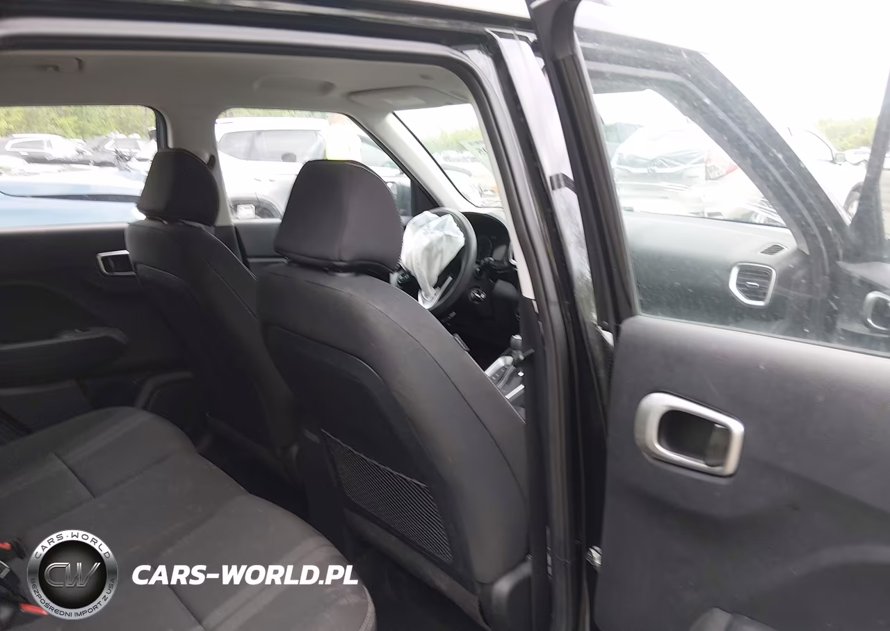 2020 Hyundai Venue Sel VIN:KMHRC8A36LU036807 - 8