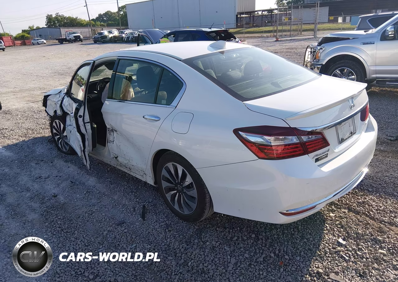 2017 Honda Accord Hybrid VIN:JHMCR6F35HC014699 - 3