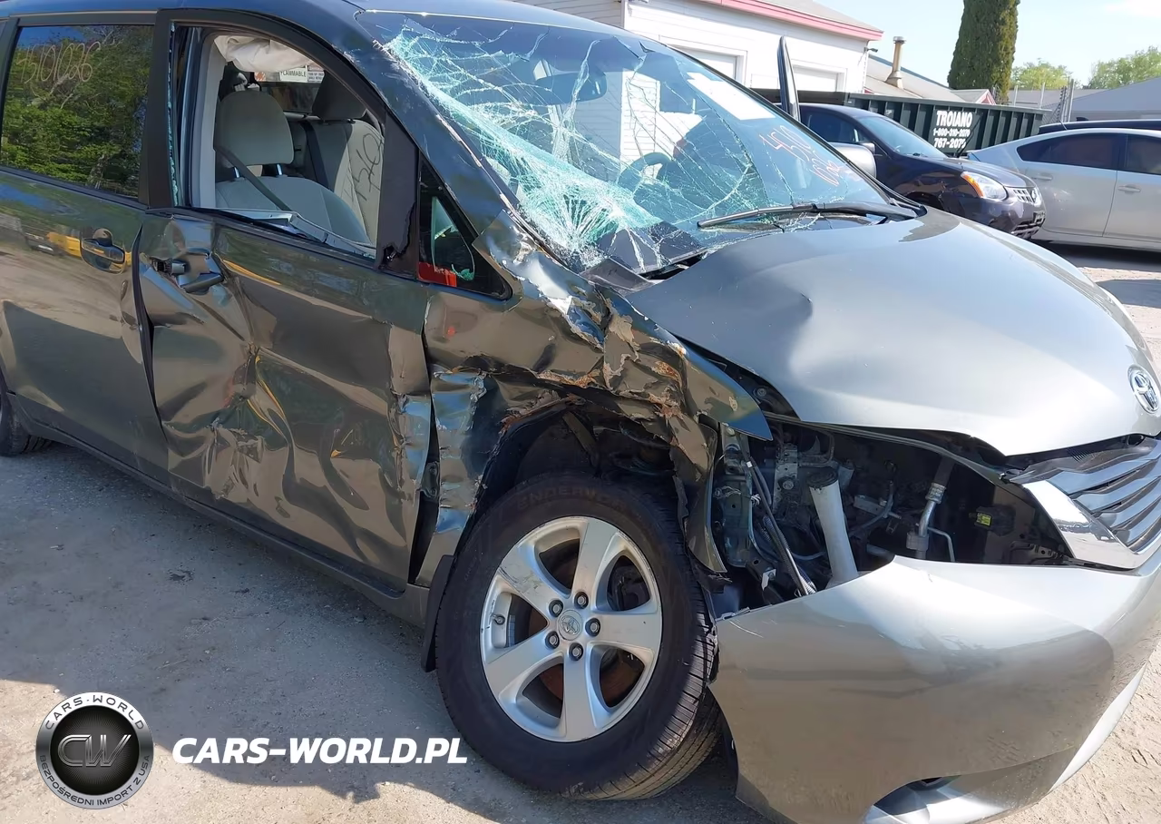 2014 Toyota Sienna Le V6 8 Passenger VIN:5TDKK3DC7ES515025 - 6