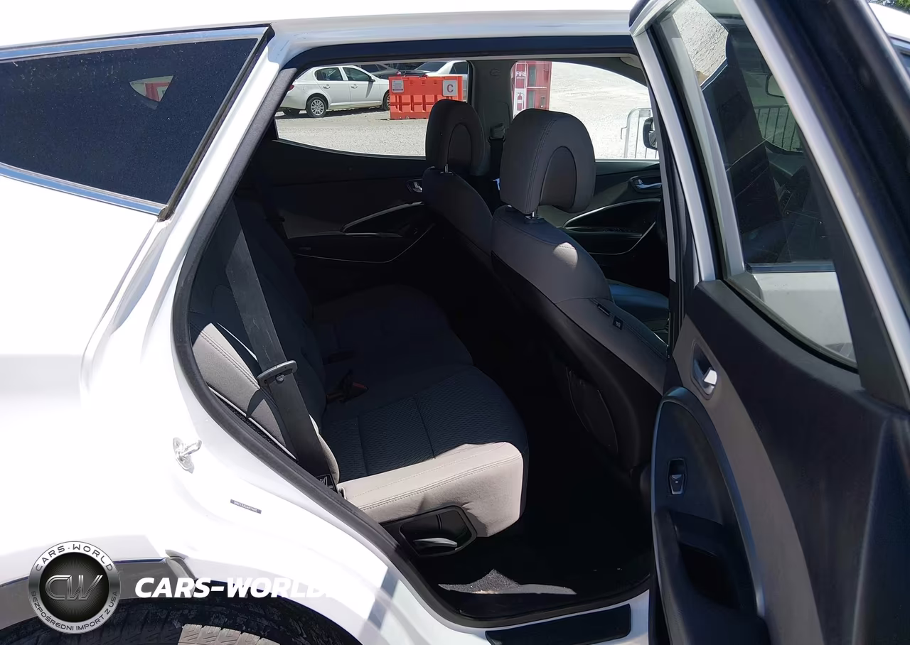 2018 Hyundai Santa Fe Sport 2.4L VIN:5NMZT3LB2JH072445 - 8