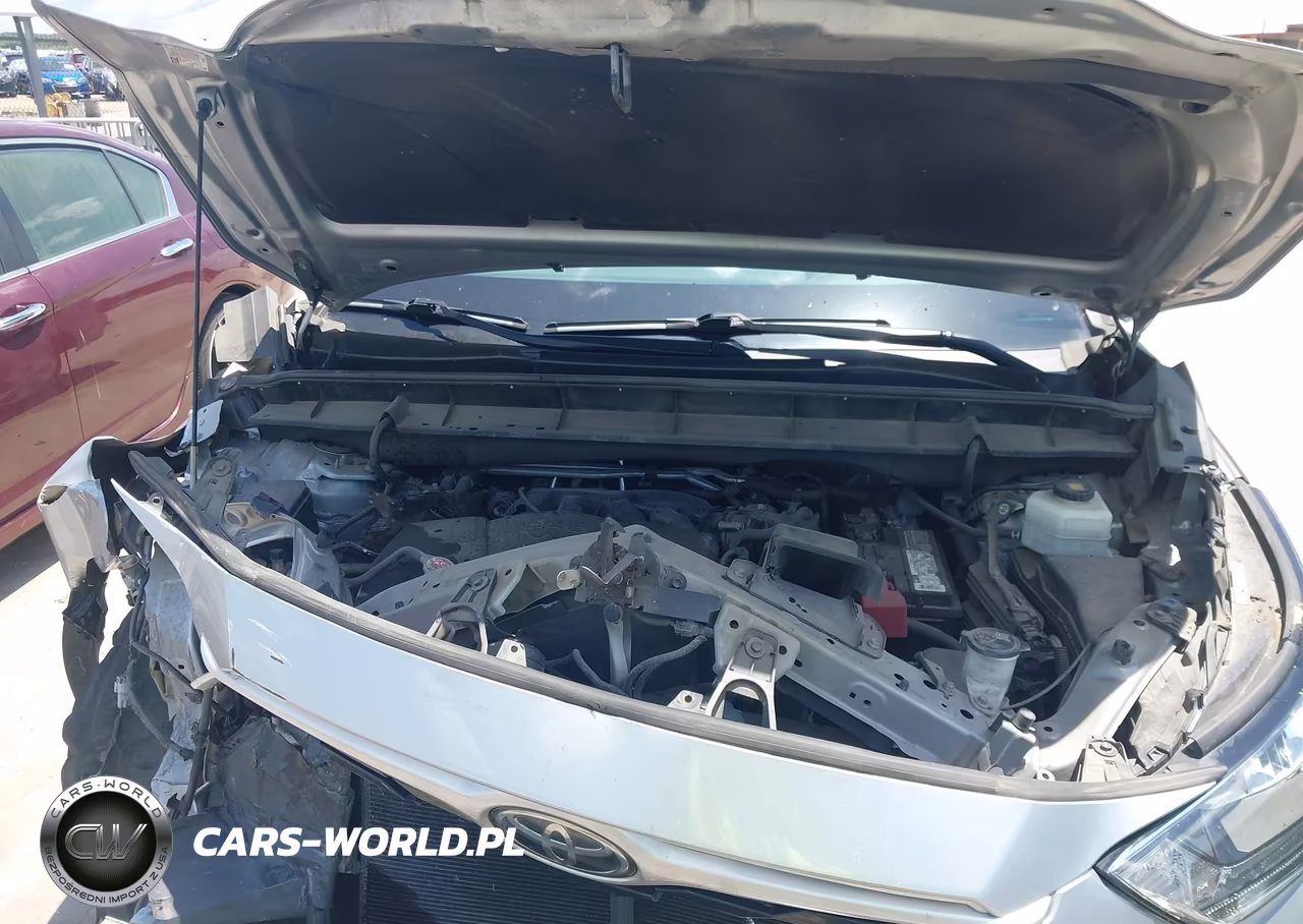 2020 Toyota Highlander Le VIN:5TDZZRAH4LS015995 - 10
