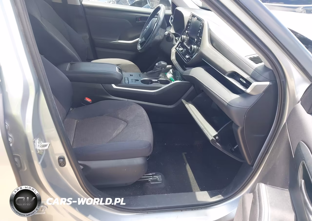 2020 Toyota Highlander Le VIN:5TDZZRAH4LS015995 - 5