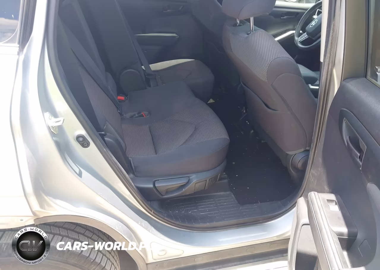 2020 Toyota Highlander Le VIN:5TDZZRAH4LS015995 - 8