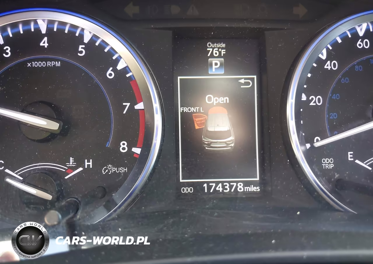 2015 Toyota Highlander Xle V6 VIN:5TDJKRFH7FS183970 - 16