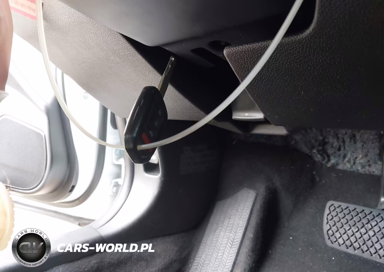 2019 Honda Civic Lx VIN:2HGFC2F60KH604446 - 11