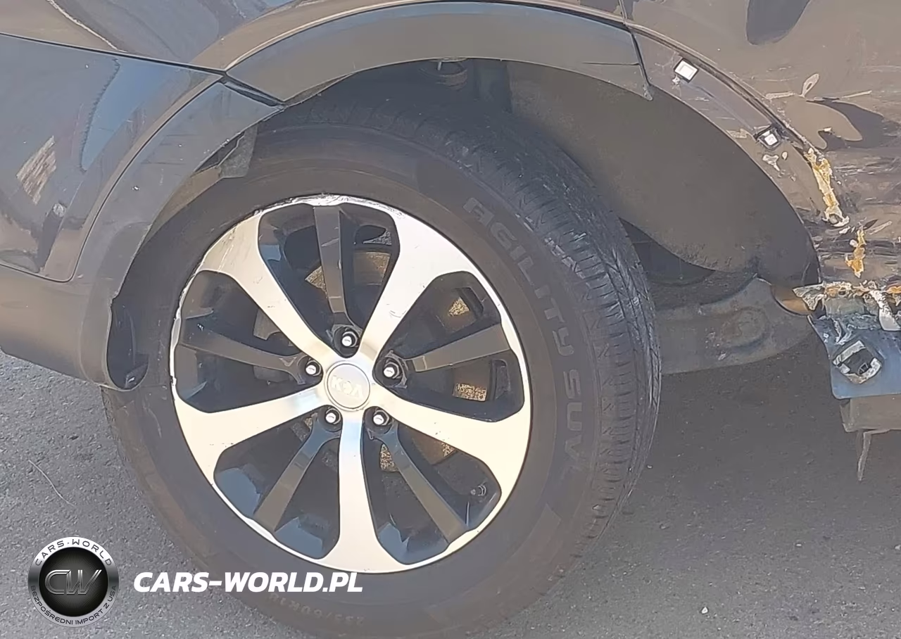 2016 Kia Sorento 2.0T Ex VIN:5XYPH4A11GG128421 - 17